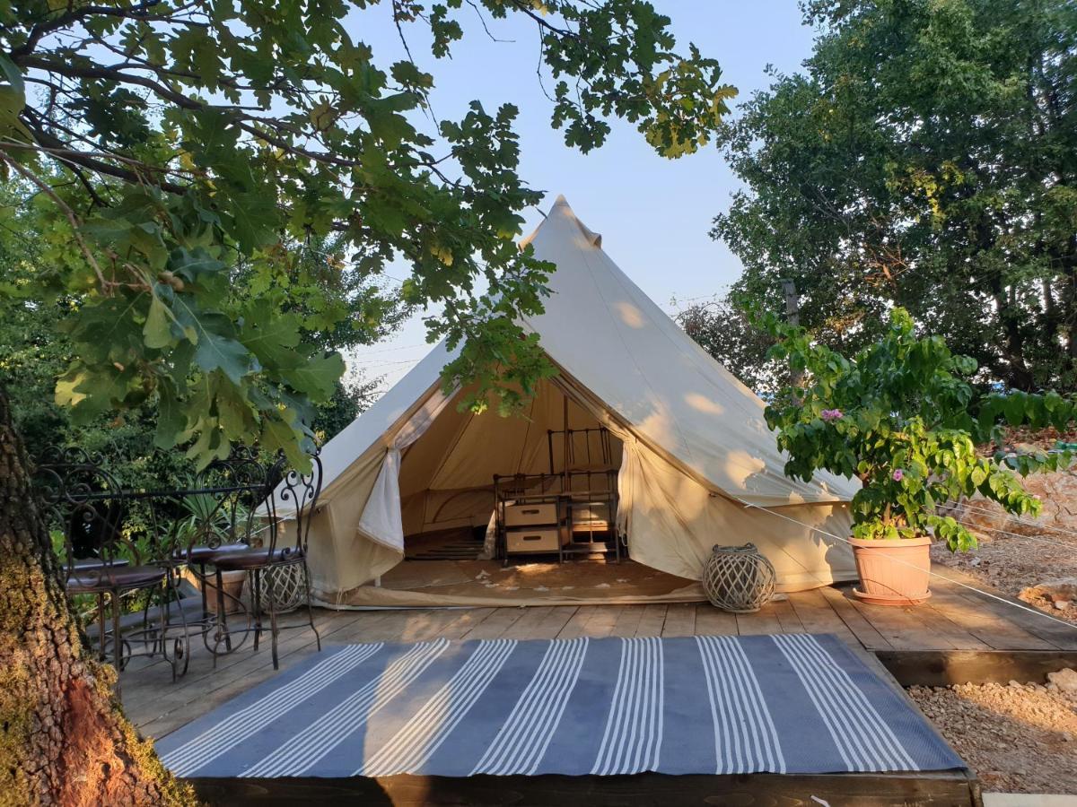 Rock Oak Camping 2 Имотски Экстерьер фото