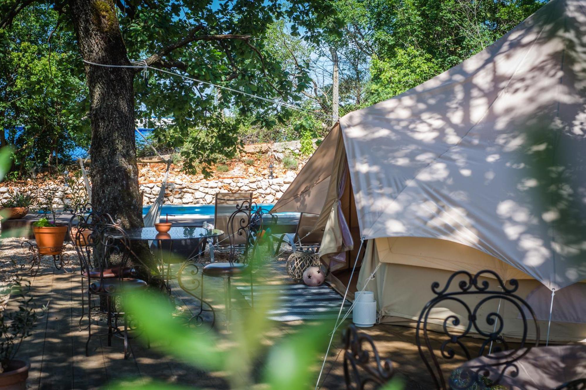 Rock Oak Camping 2 Имотски Номер фото
